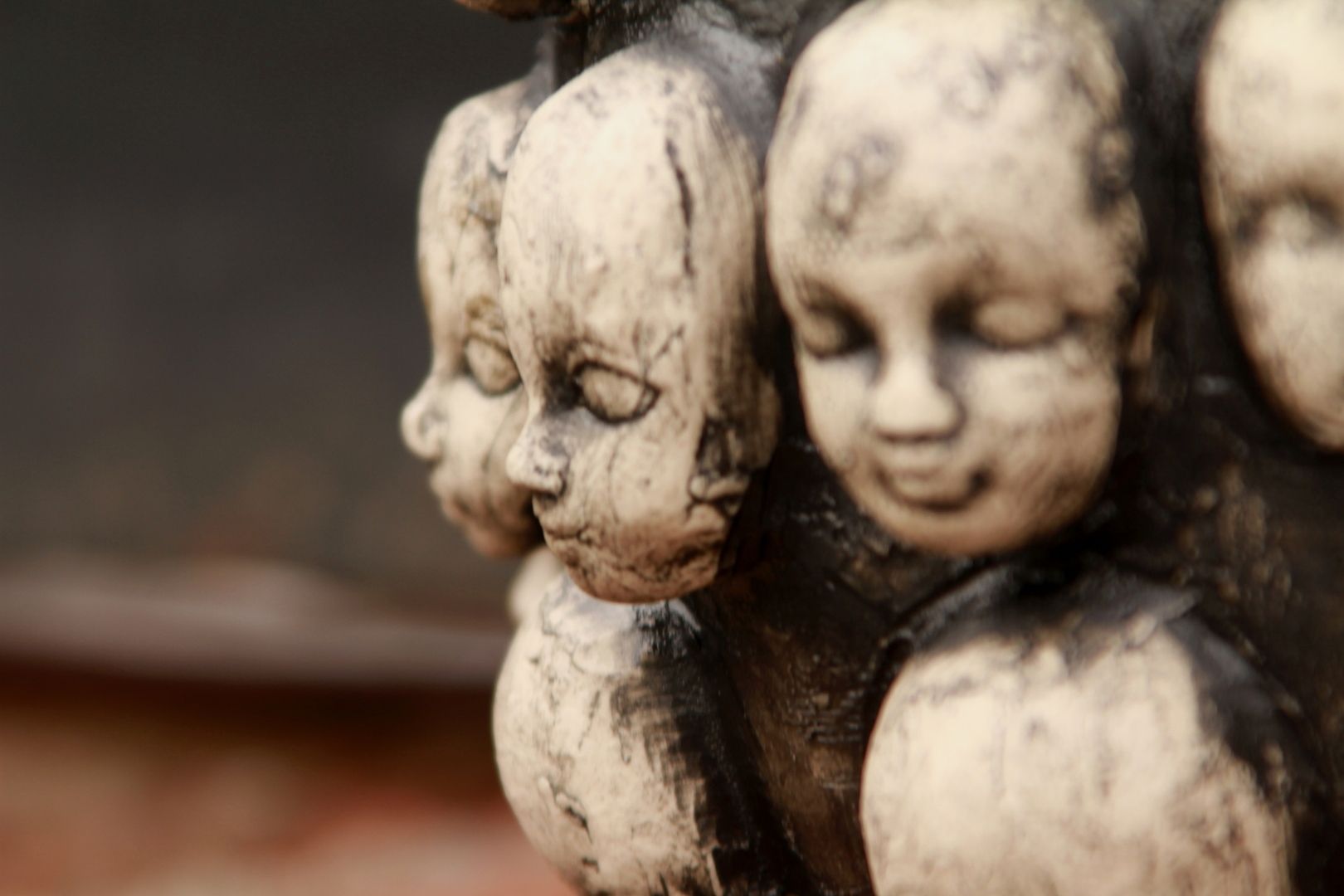 faces